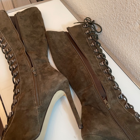 NWB STEVE MADDEN OLIVE GREEN KINNON TALL PEEP TOE BOOTS - Picture 6 of 10